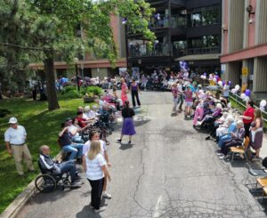 Des haltérophiles impressionnent au Championnat canadien junior
