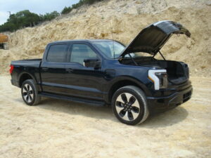 Suppression d’emplois à l’usine F-150 Lightning de Ford