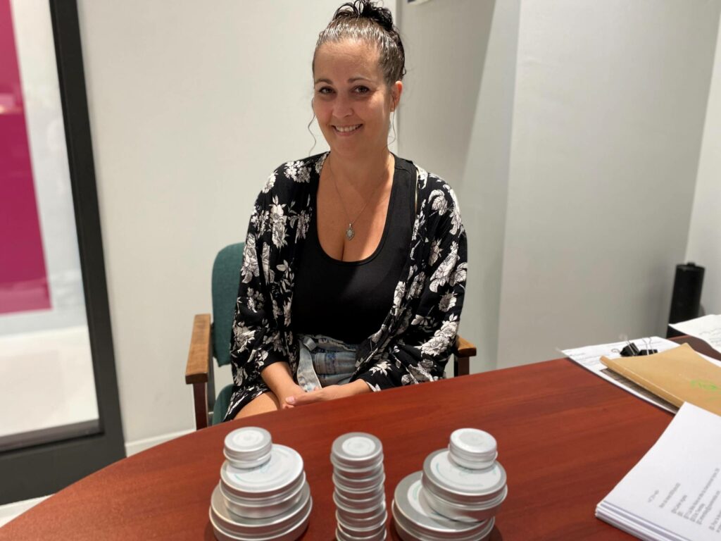 Les oiseaux exotiques ne devraient pas sortir en liberté