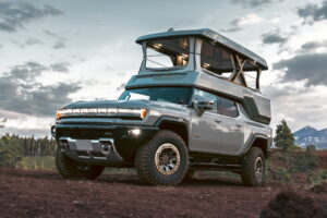Avec EarthCruiser, on pourra camper n’importe où avec une camionnette GMC Hummer
