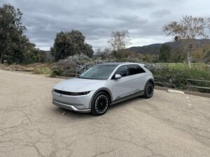 Non, les ventes de véhicules électriques ne ralentiront pas en 2024