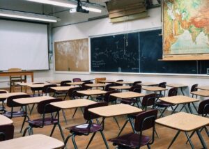 Les professionnels de l’éducation de la Montérégie votent pour la grève