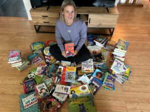 Inondations tempête Debby	: sa bibliothèque scolaire regarnie grâce à des dons