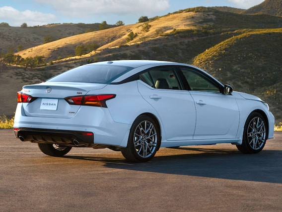 Nissan mettra fin à la production de l’Altima et de la Versa d’ici 2025