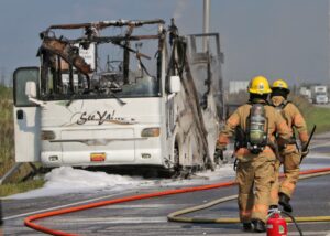 Triste fin pour un motorisé le long de l’autoroute 30