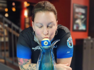 Myriam Lafranchise empoche la victoire au billard à 10