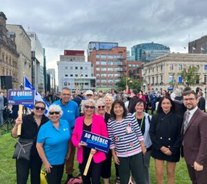 Des aînés mobilisés aux côtés de Claude DeBellefeuille