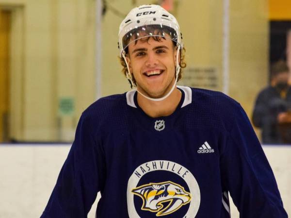 Un hockeyeur de la région rappelé par les Predators