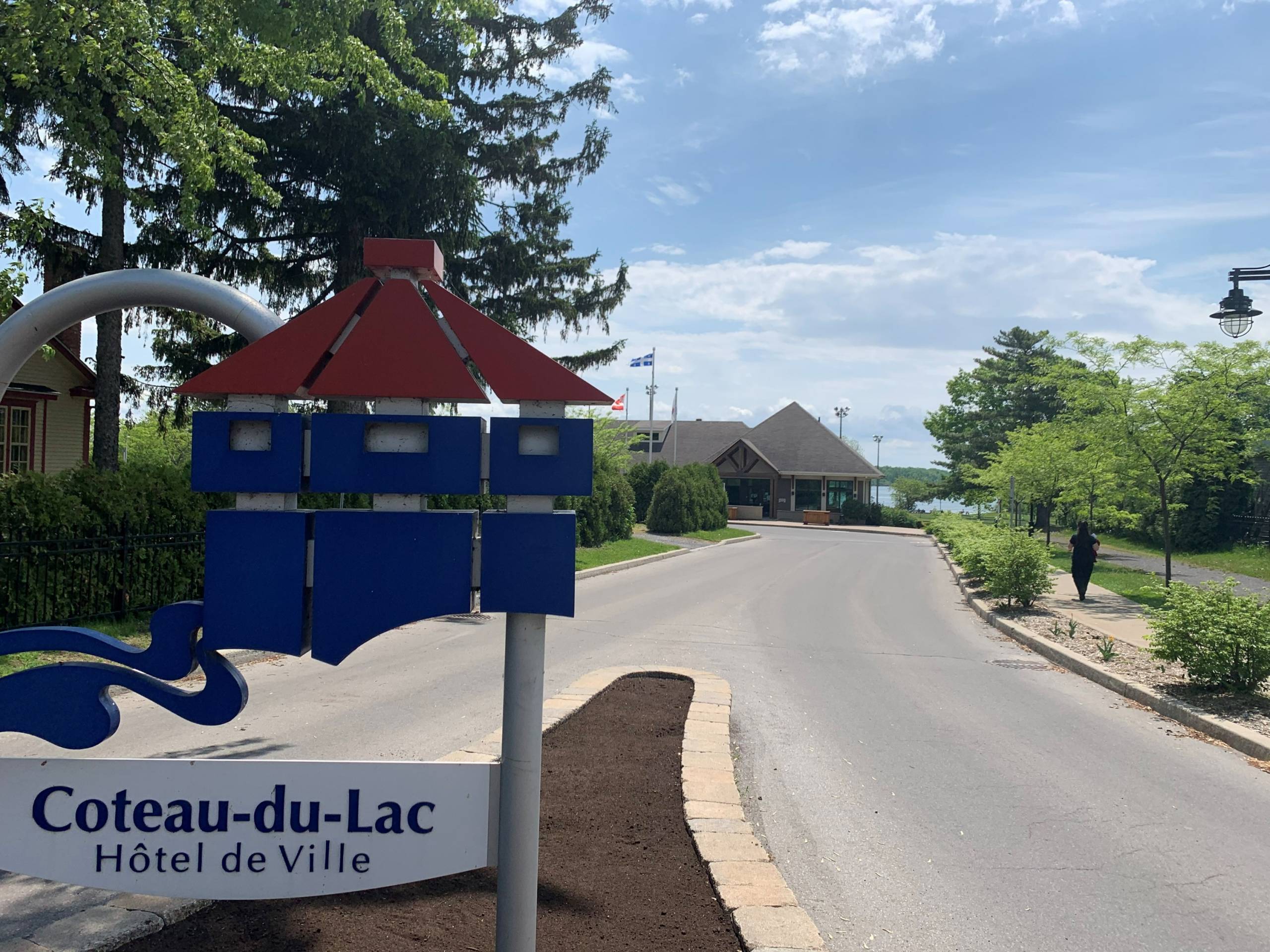 Quatre candidats à l&rsquo;élection partielle de Coteau-du-Lac