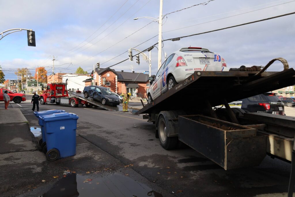 Trois véhicules accidentés au centre-ville