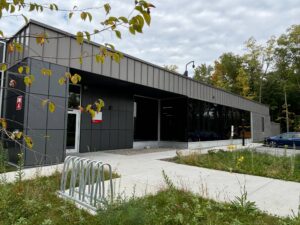 L’Université McGill conserve plus de 2 millions de documents à son nouveau Centre des collections