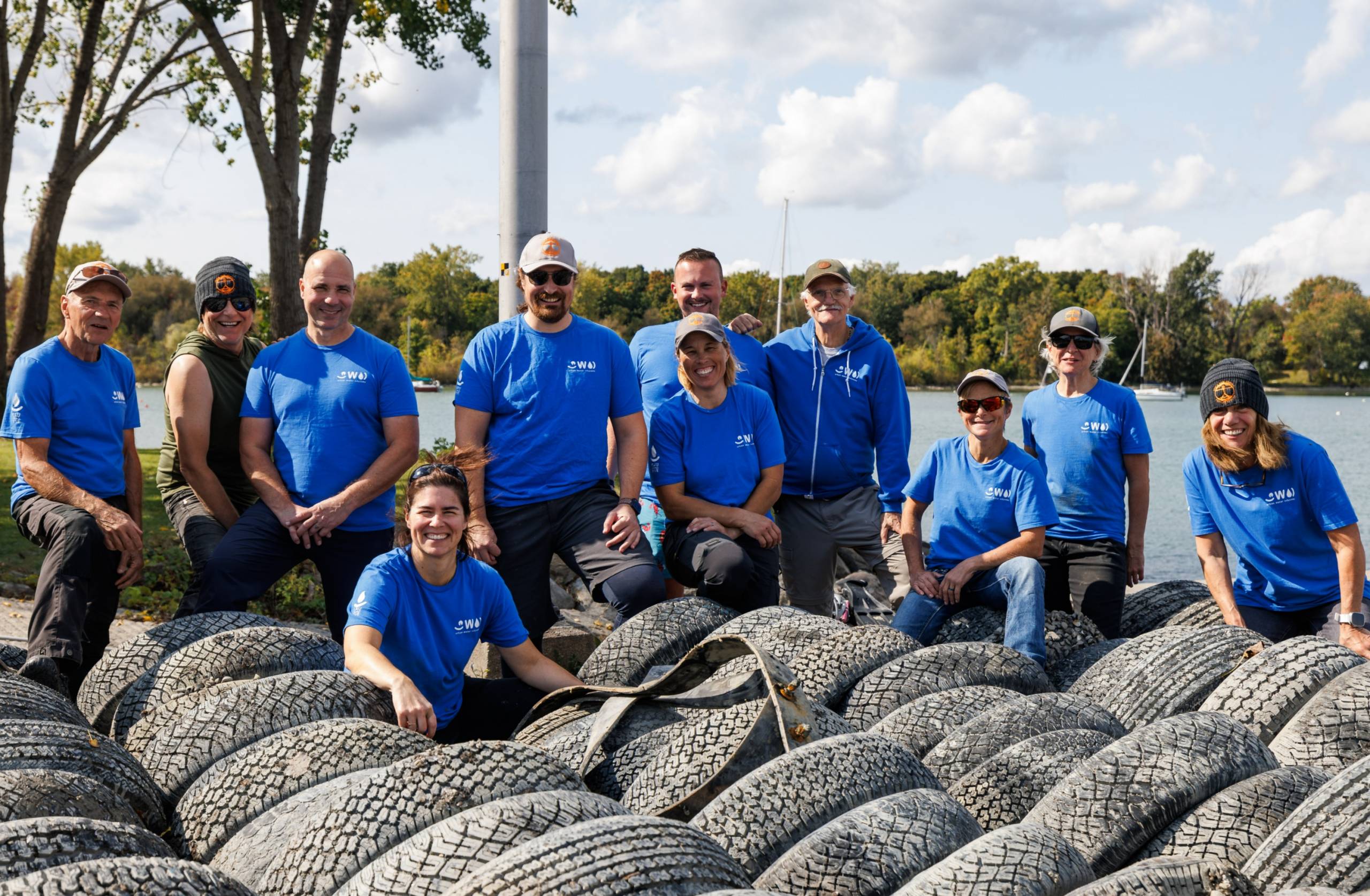 Beauharnois : des pneus par centaines extirpés du fleuve