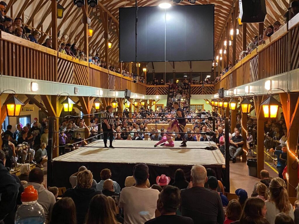 Gala de lutte : Fancy de la NOW à Valleyfield