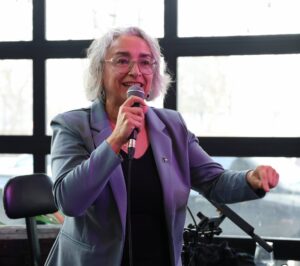 Six enjeux locaux dans la mire de Claude DeBellefeuille