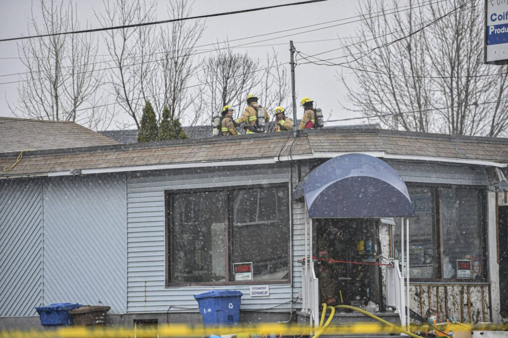 Incendie dans un dépanneur à Beauharnois