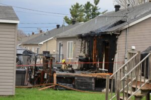 Incendie d&rsquo;un semi-détaché dans Saint-Timothée
