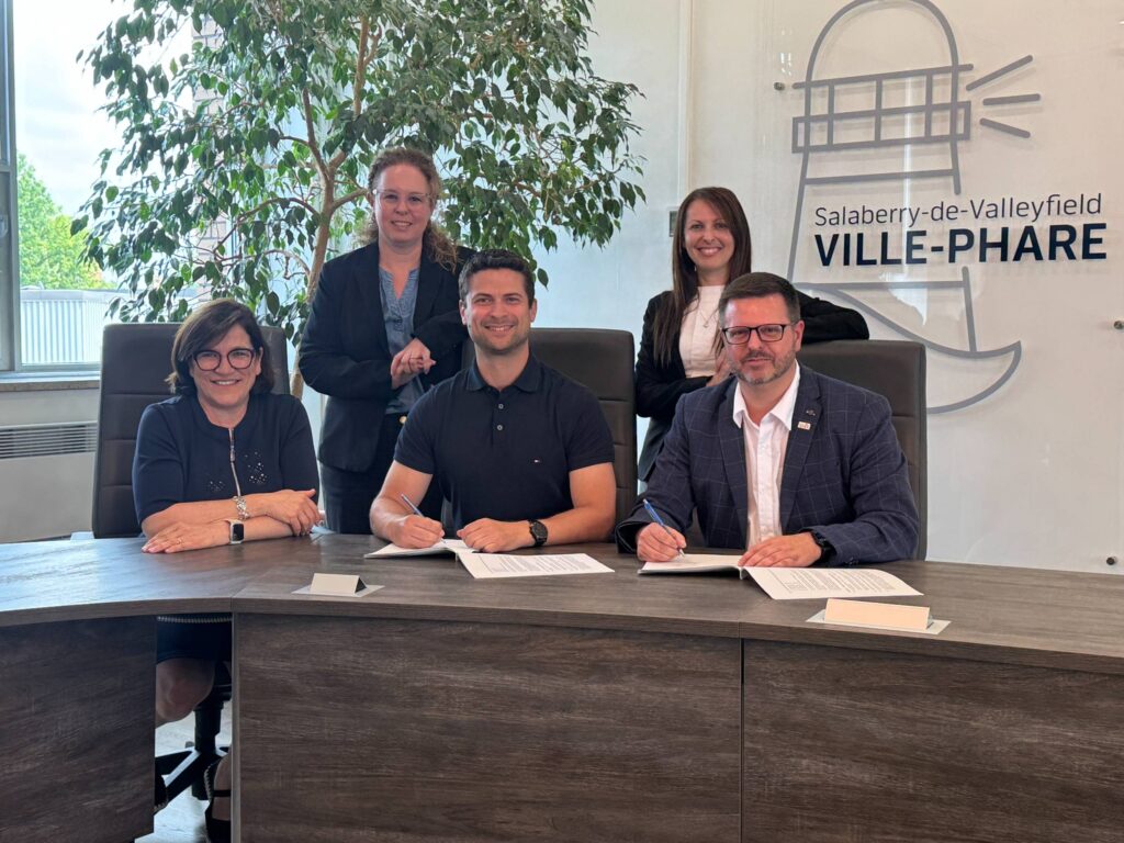 Nouveau contrat de travail avec le personnel cadre de Salaberry-de-Valleyfield