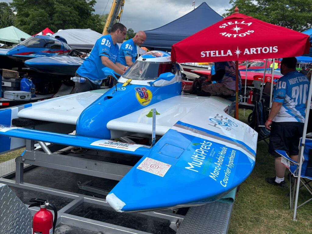 Régates de Brockville : le programme de courses s&rsquo;envole avec les rafales