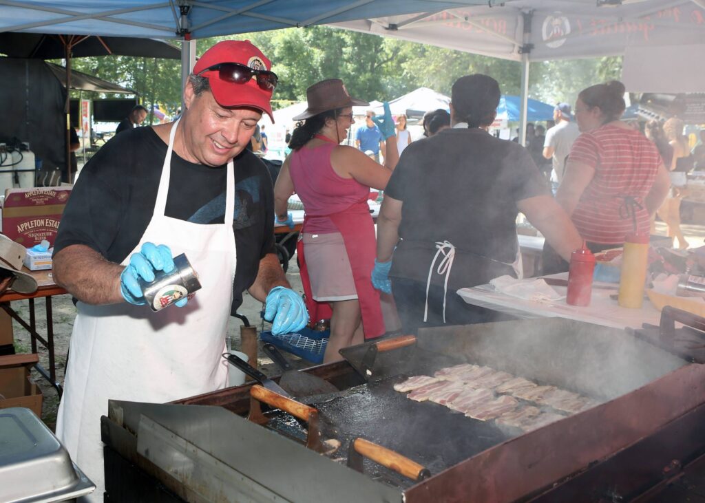 Forte compétition au Festival de la grillade