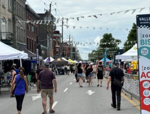 Le centre-ville au rythme des régates