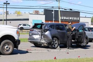 Valleyfield: quatre véhicules impliqués dans un accident