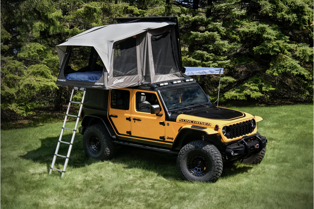 Image illustrant l'article: Stellantis présente un concept original de tente de toit pour le Jeep Wrangler