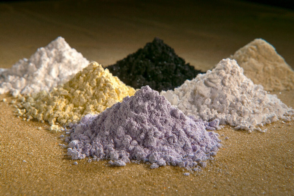 Les restrictions chinoises sur les terres rares menacent la production automobile