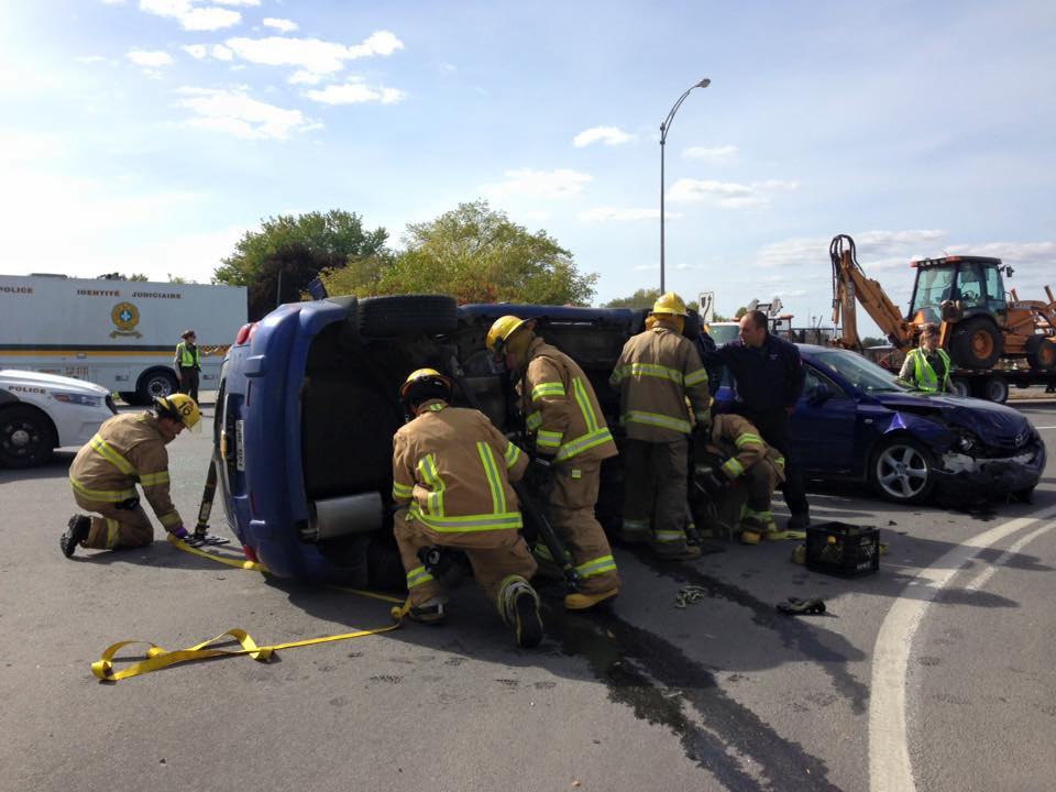 Emprisonnée près d’une heure dans son véhicule