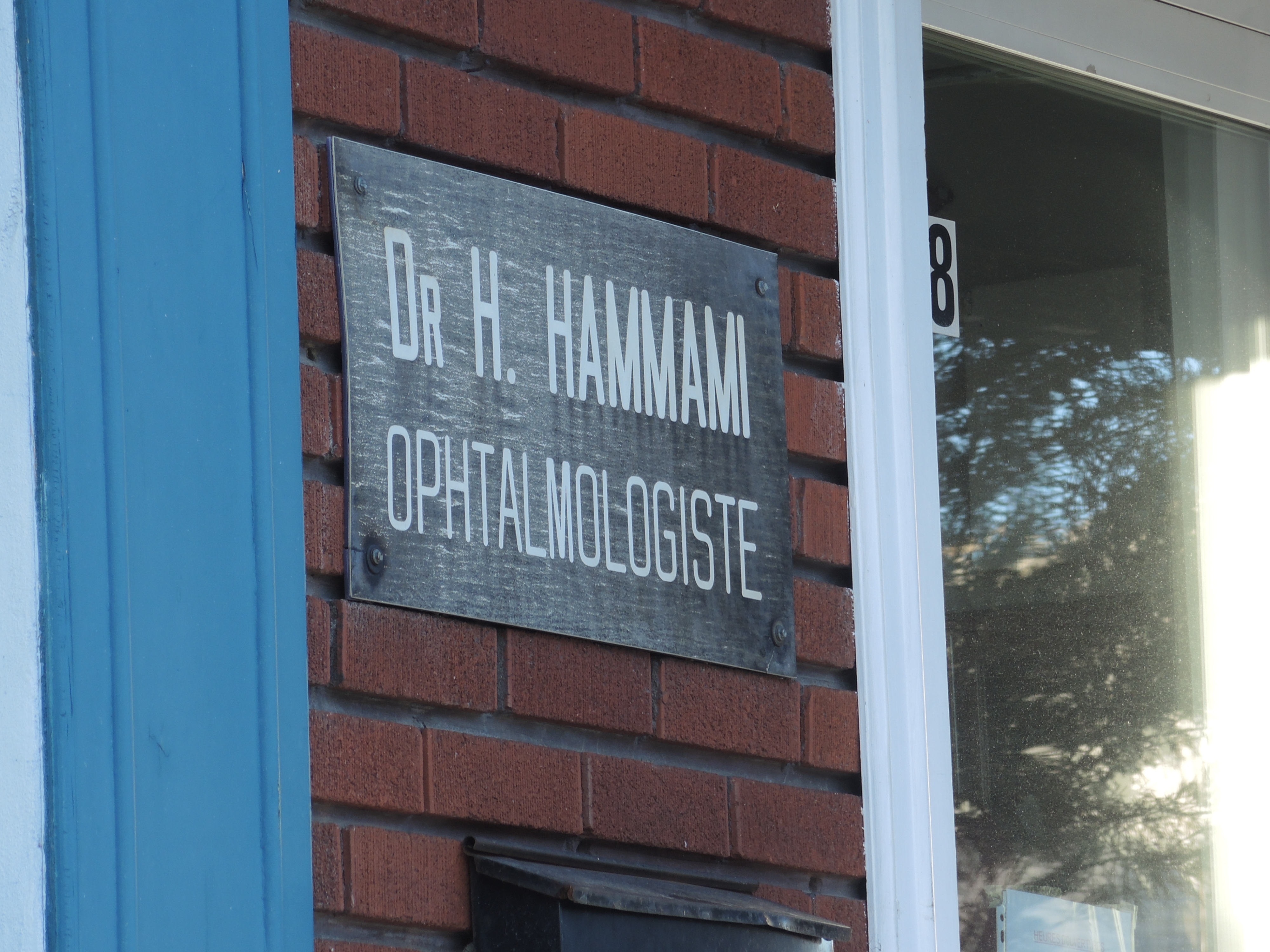 L’ophtalmologiste Hachmi Hammami continue d’exercer la médecine