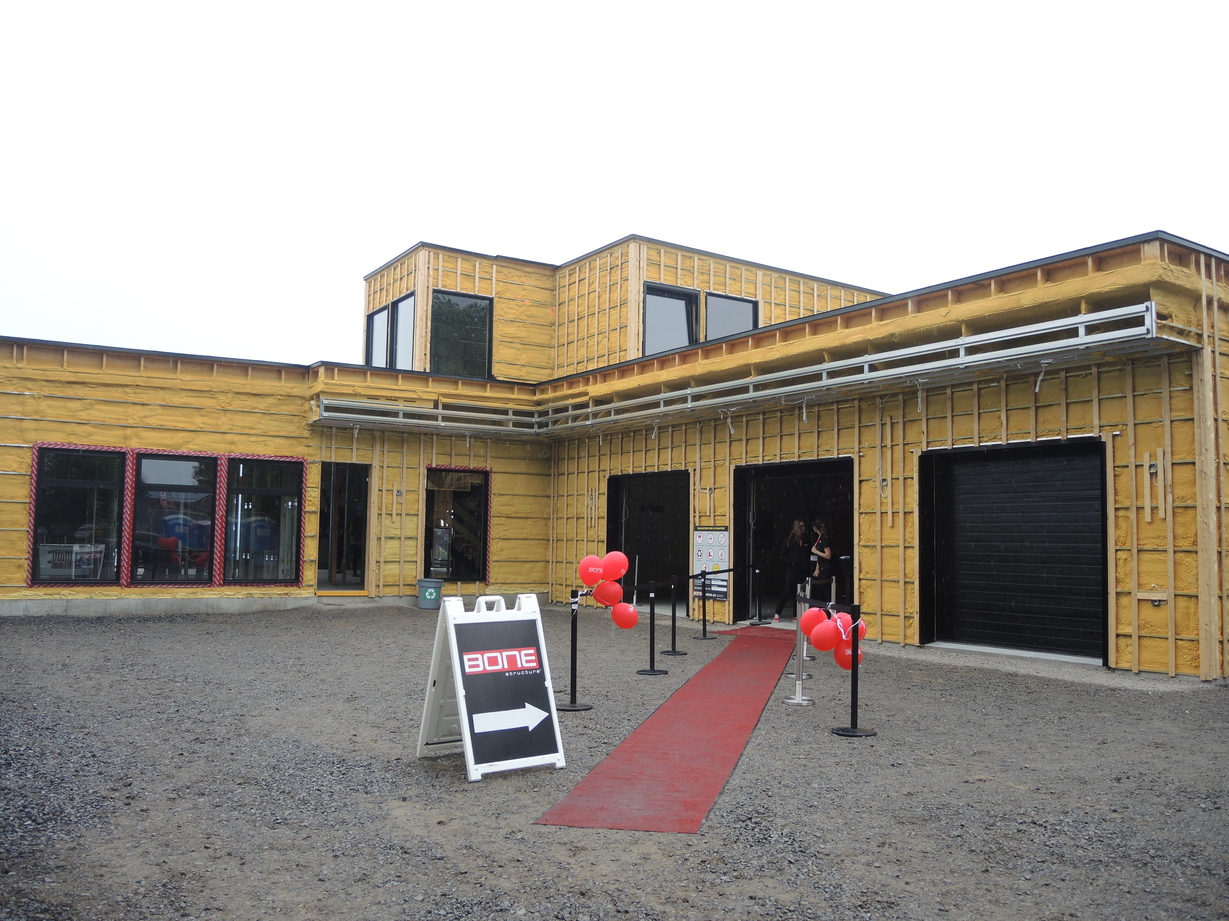 Une maison érigée à partir d&rsquo;une structure d&rsquo;acier