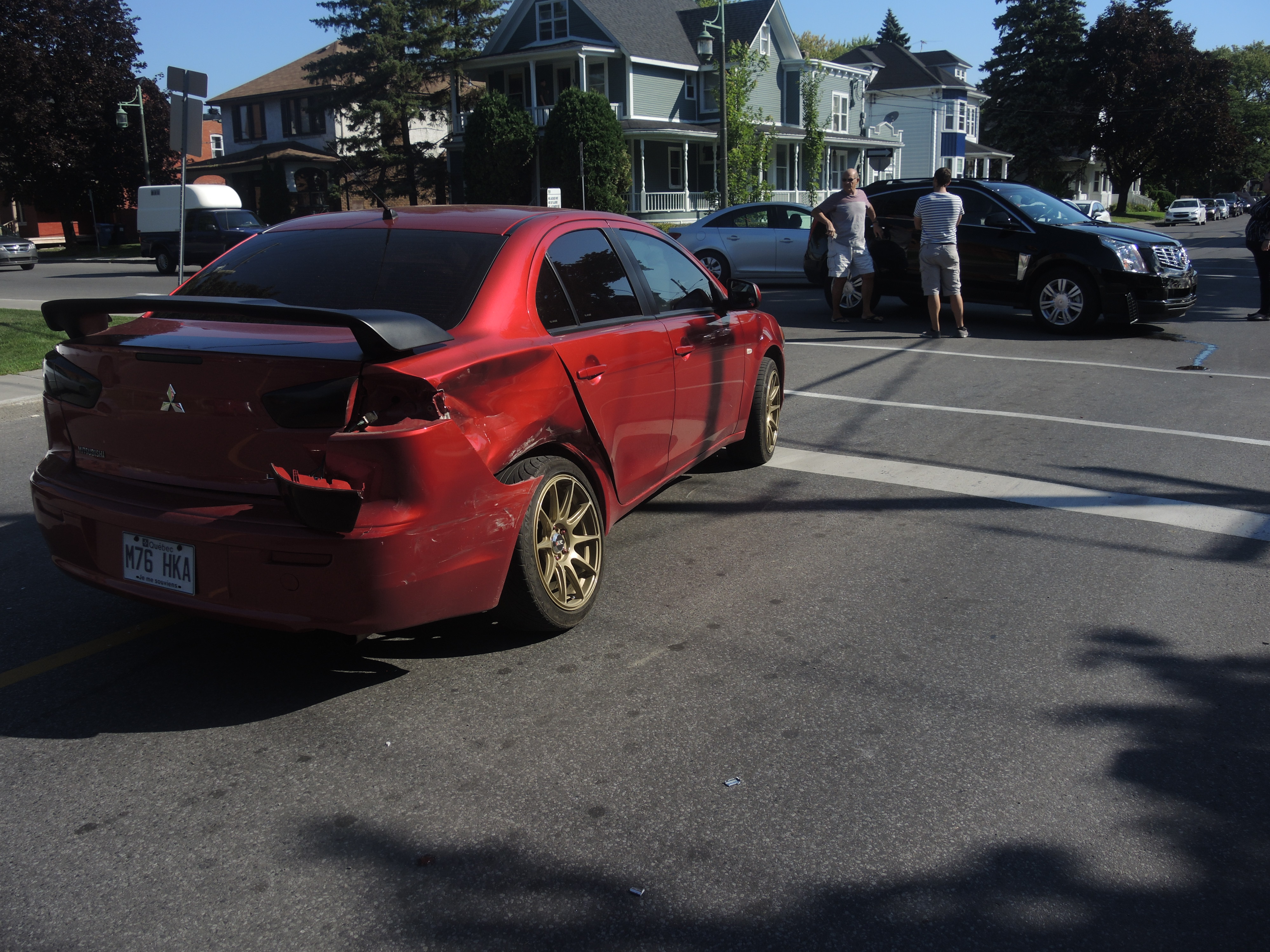 Ça frappe encore à l’intersection du Journal