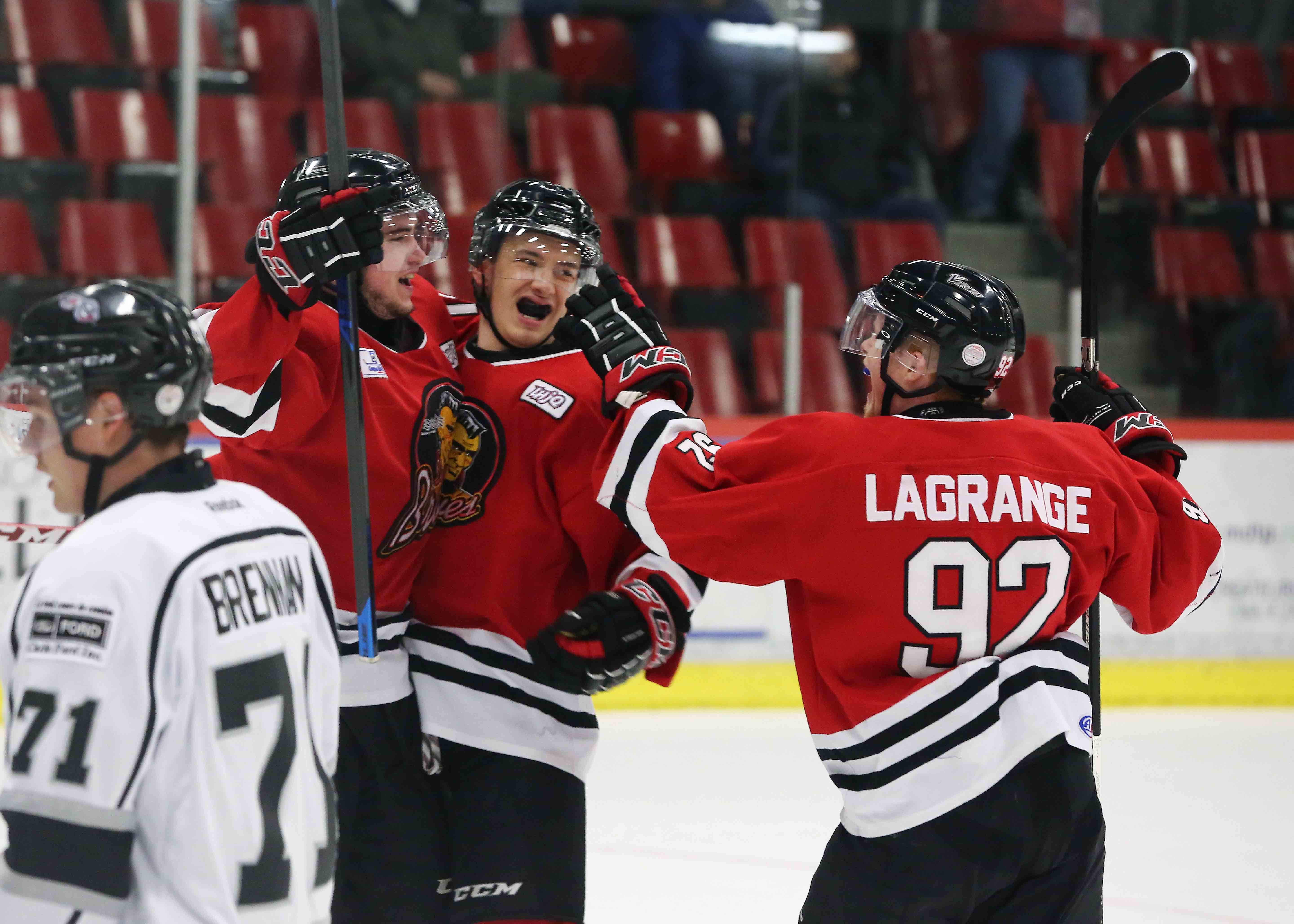 Les Braves viennent à bout d&rsquo;éteindre les Flames