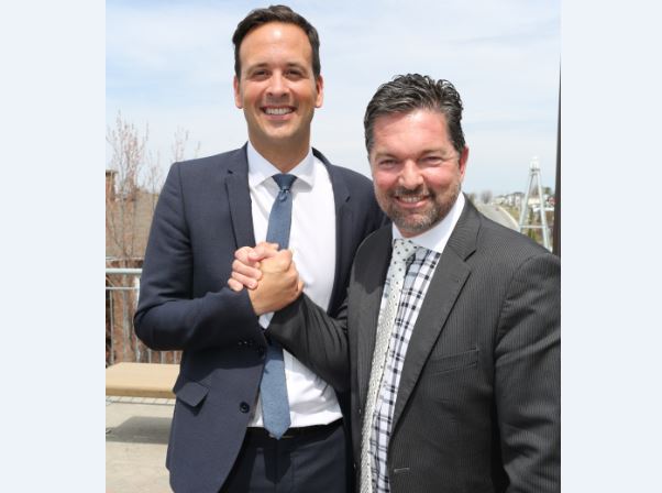 Image illustrant l'article: Guy Leclair aux côtés d'Alexandre Cloutier