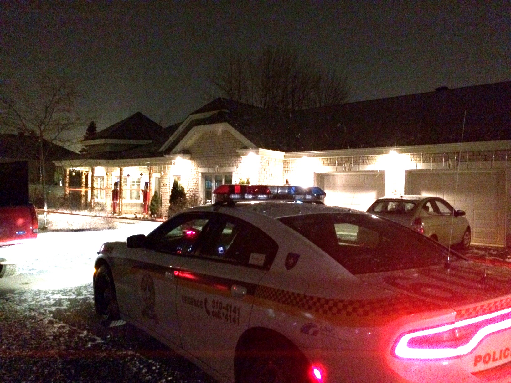 Suspects recherchés à la suite d&rsquo;une invasion de domicile