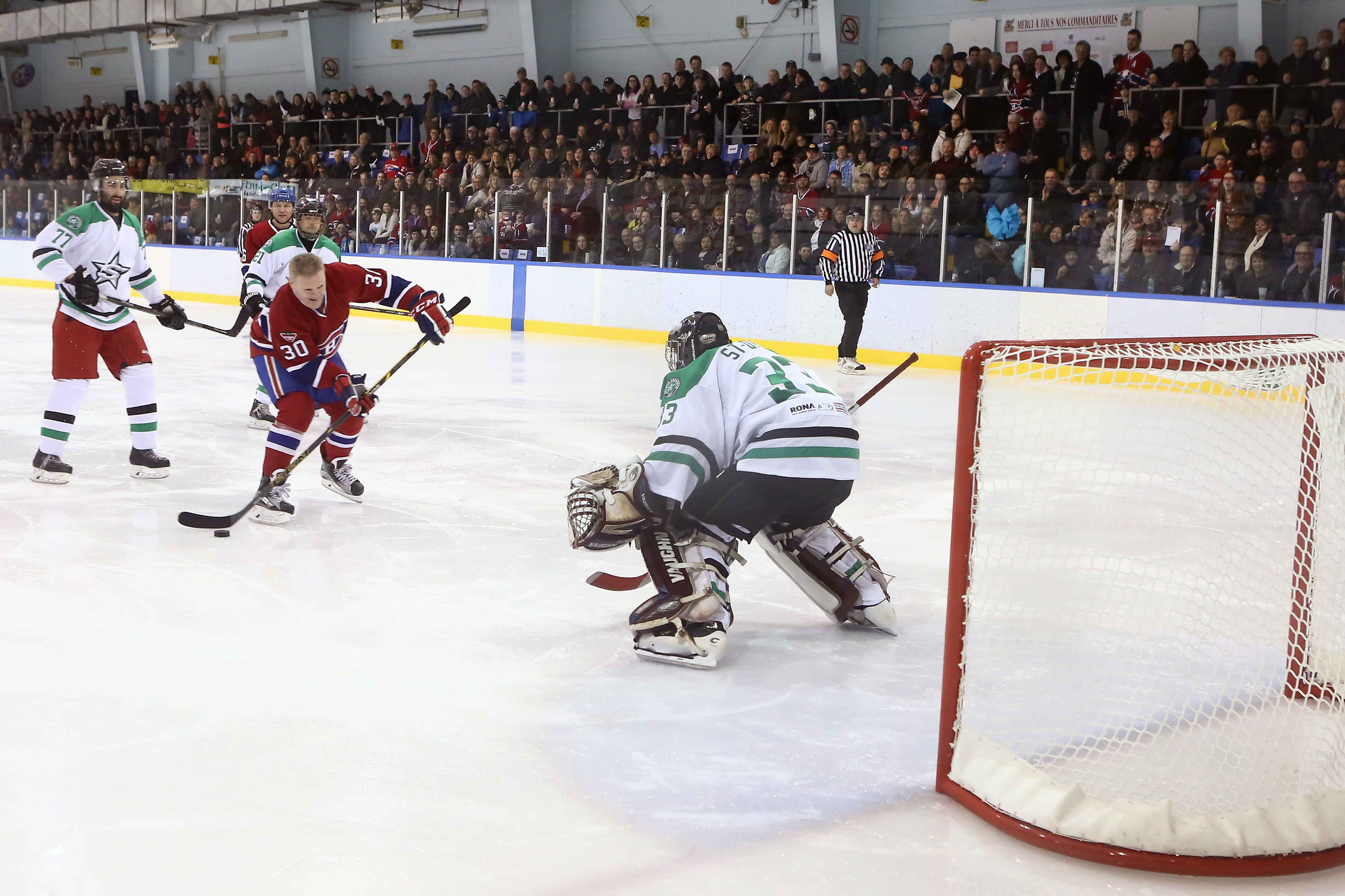 Du hockey spectacle pour une bonne cause