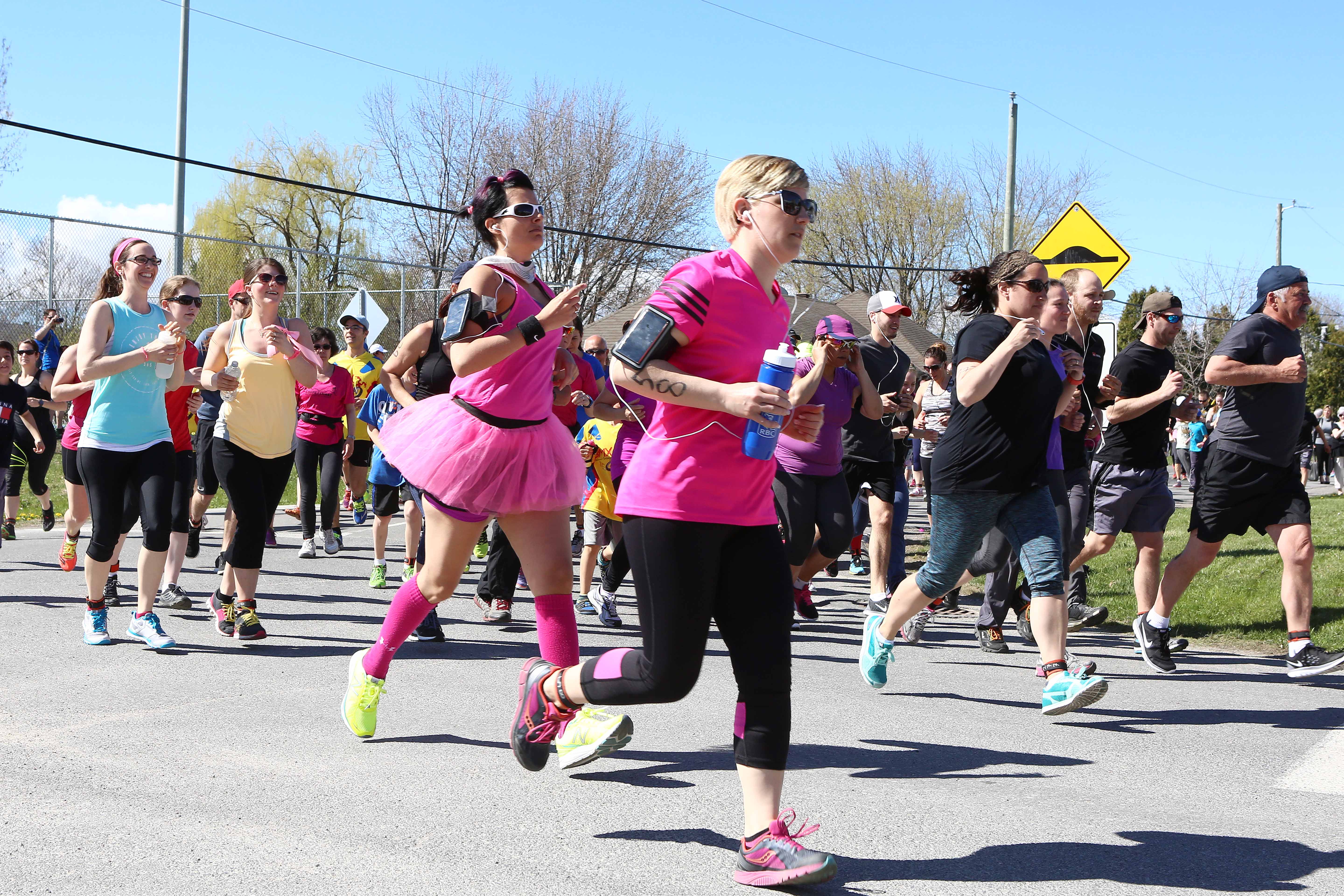 Courir pour offrir des camps spécialisés à Joanie