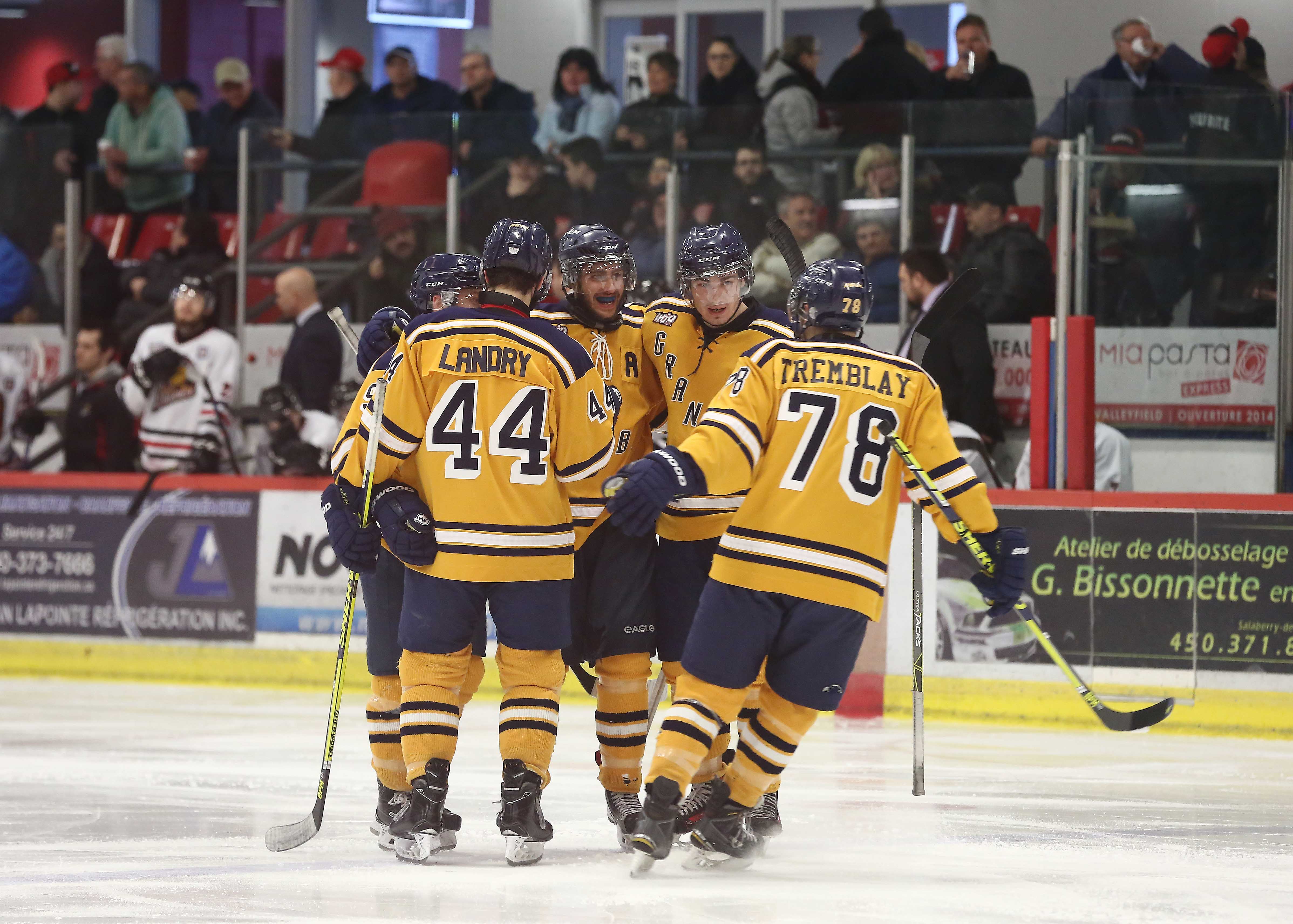 Yan Beaupré et Douglas poursuivent leur domination