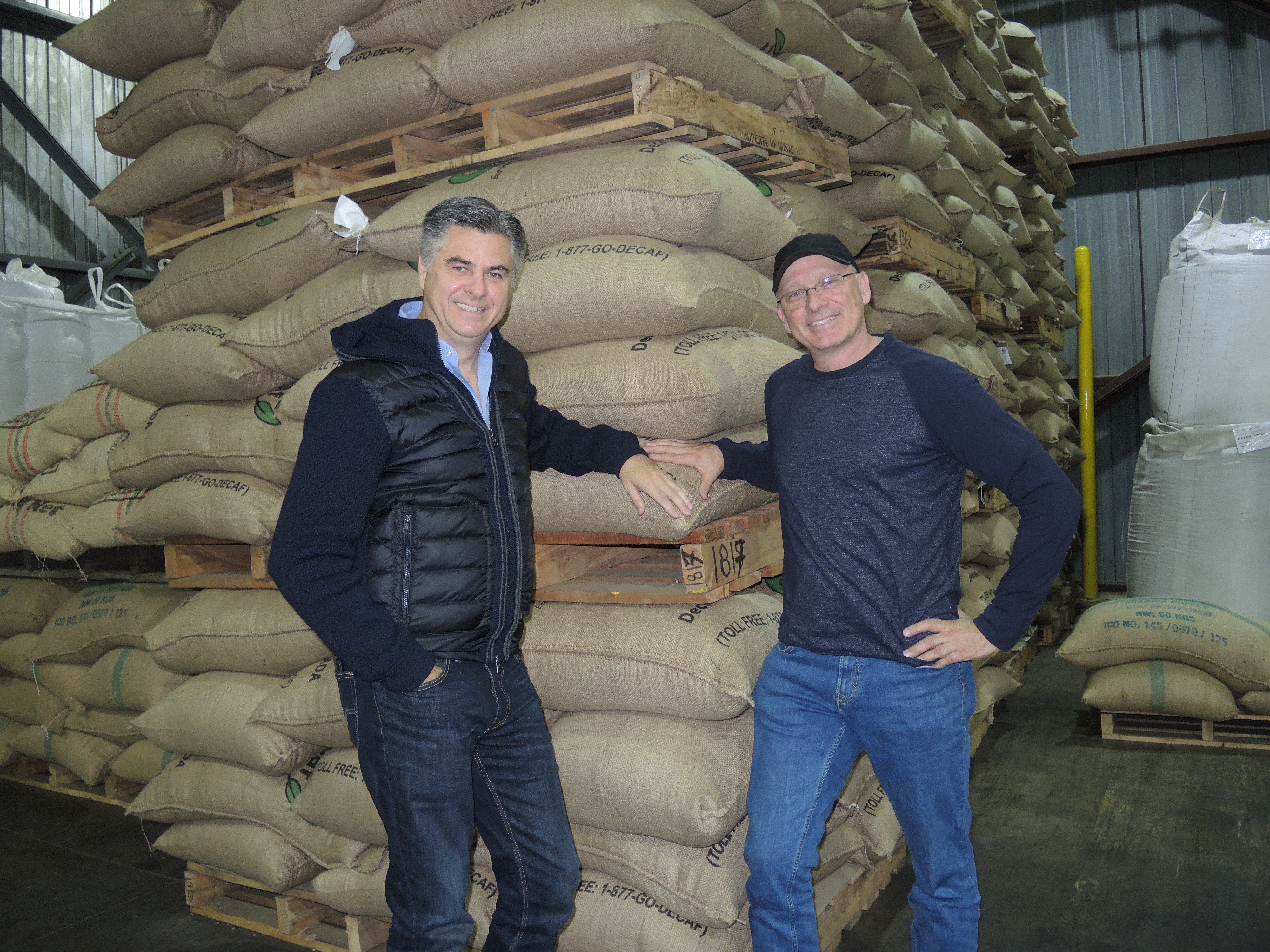 Du café des quatre coins du monde décaféiné chez Qusac Décaf