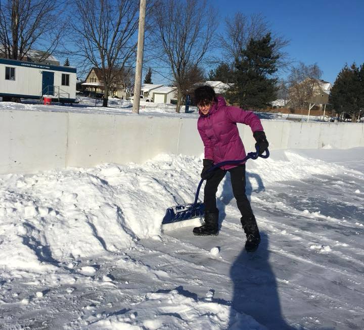 Des patinoires pas déneigées pour le congé de Noël