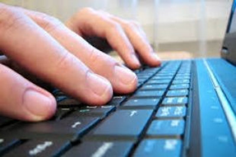 Il plaide coupable à des accusations de pornographie juvénile