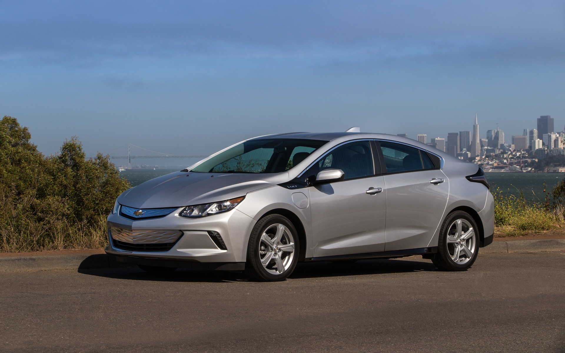 Image illustrant l'article: La Chevrolet Volt 2019 se rechargera deux fois plus vite