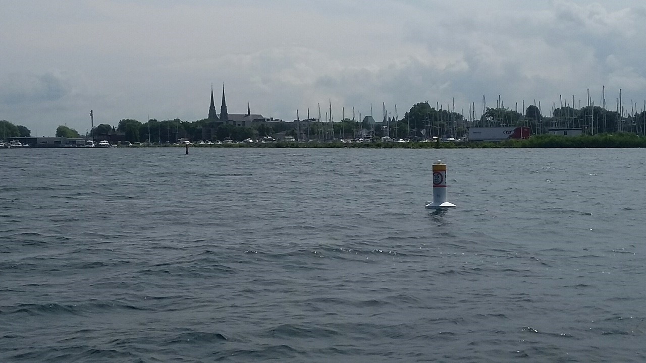 Des bouées pour limiter la vitesse