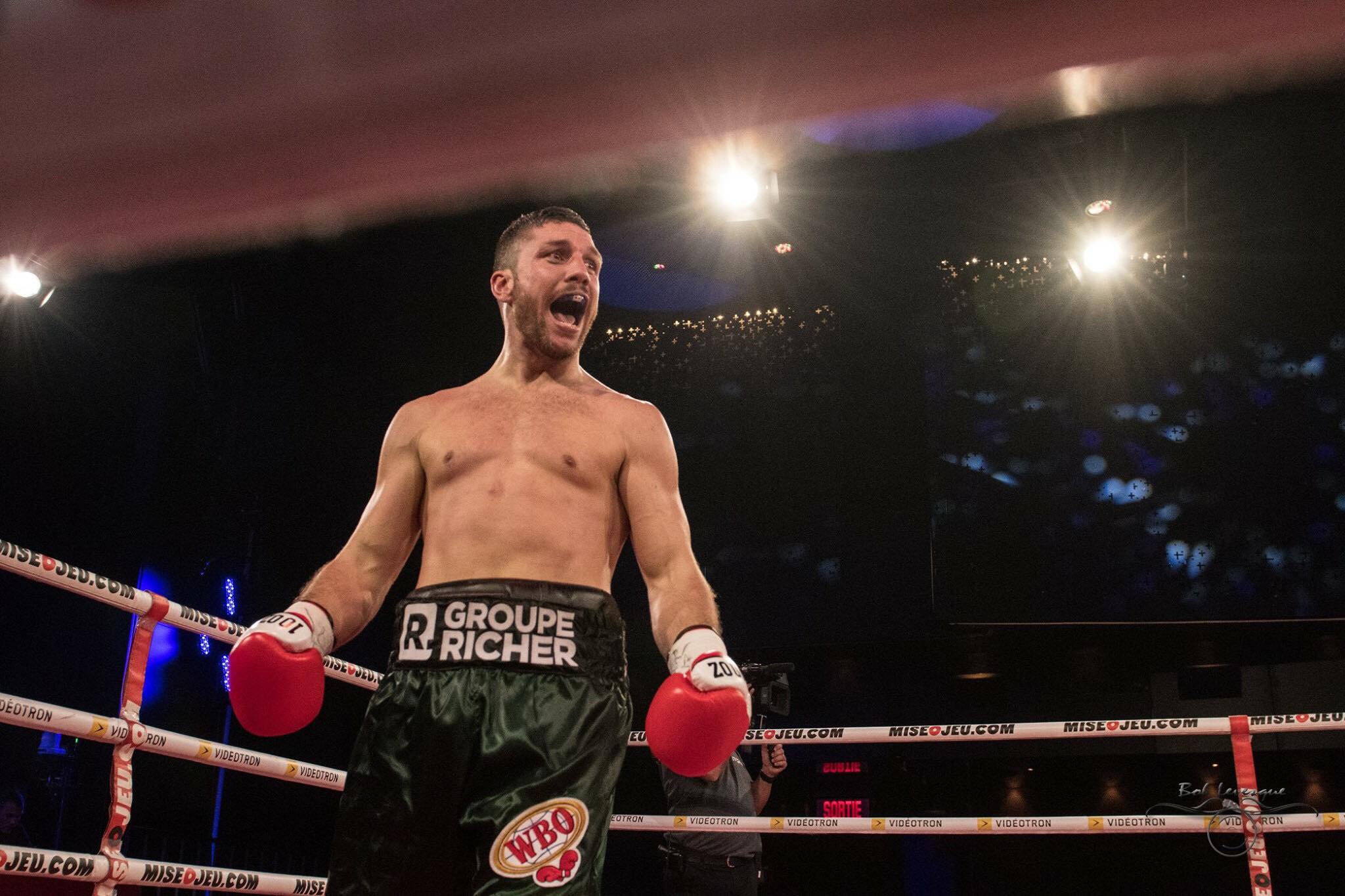 Lafrenière expéditif devant Barbosa