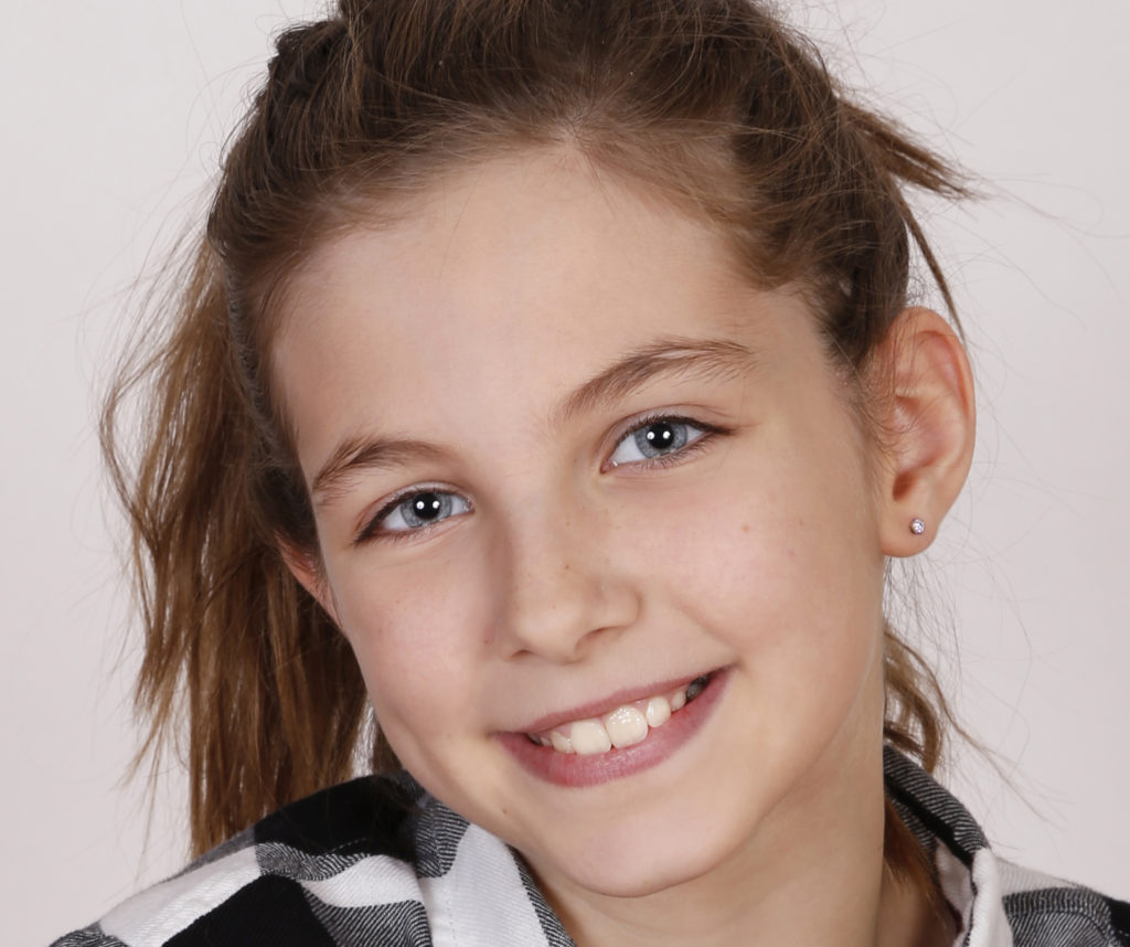 Léa «courage» finaliste au concours Miss Pré Teen Québec