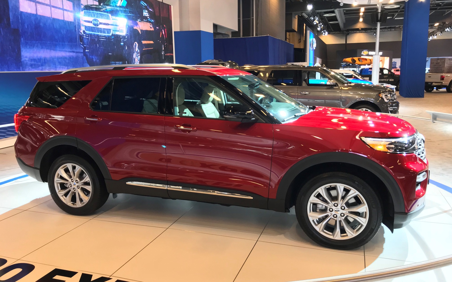 Image illustrant l'article: Le Ford Explorer 2020 présenté au Salon de Montréal