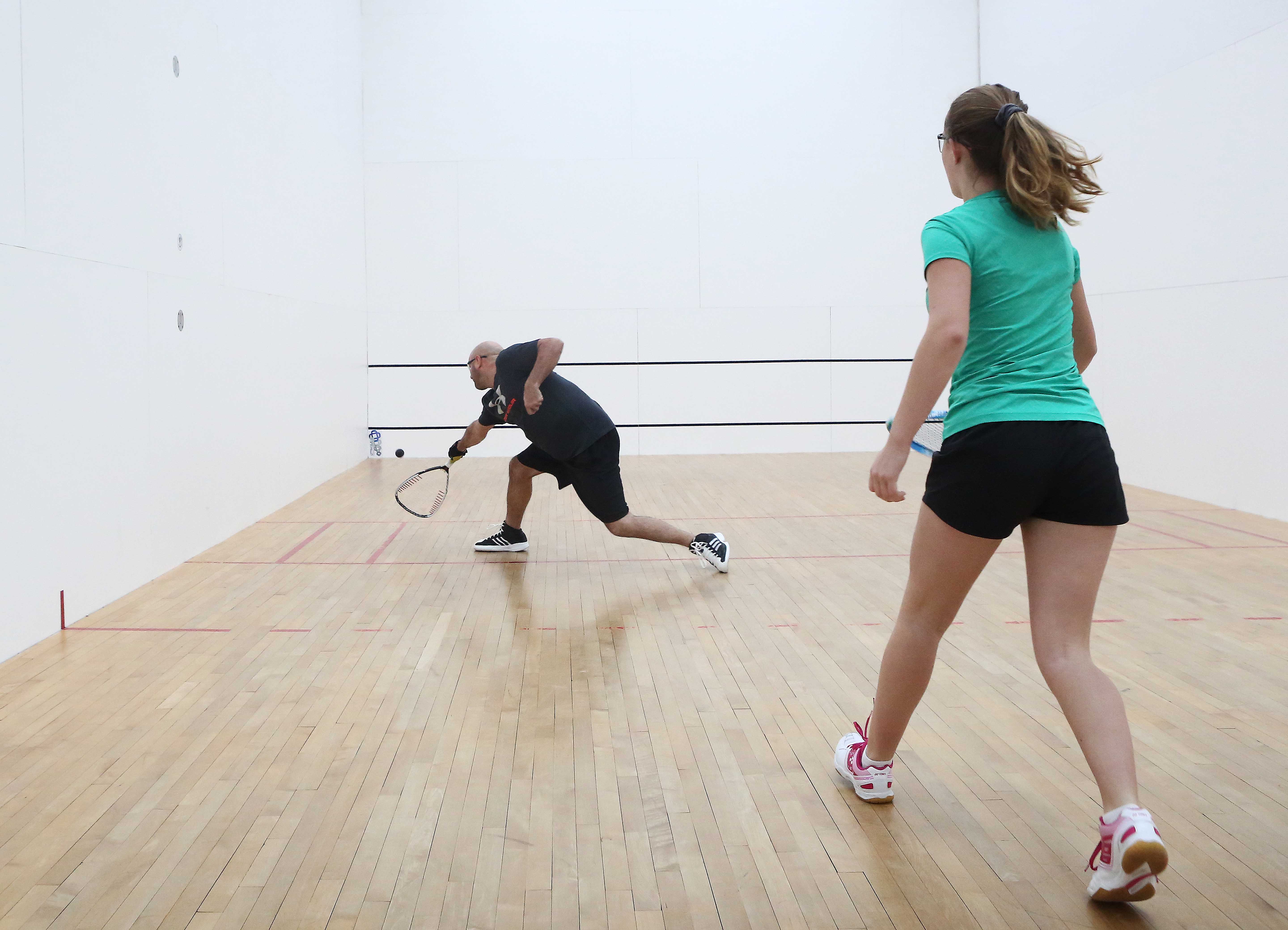 Les meilleures raquettes juniors du Canada au club Édouard-Boyer