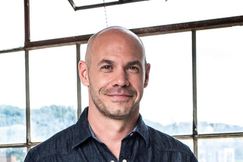 L’humoriste Maxim Martin et ses enfants à Valleyfield pour partager leur goût du sport