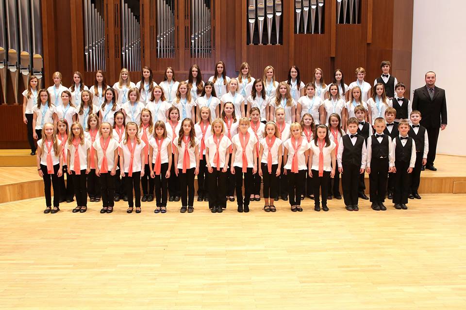 Un chœur d’enfants de la République tchèque en spectacle