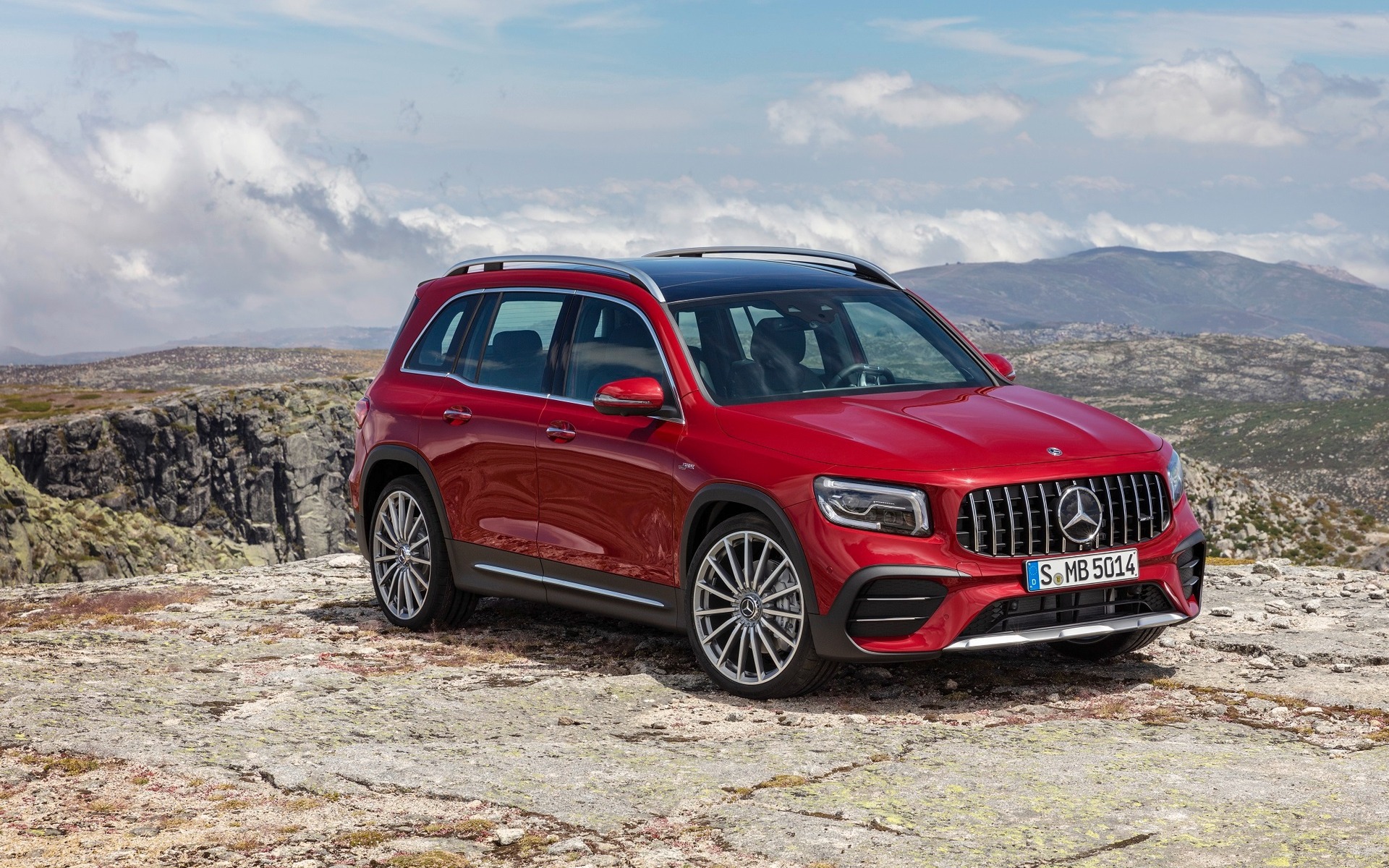 Le Mercedes-AMG GLB 35 4MATIC s’en vient à l’automne… 2020