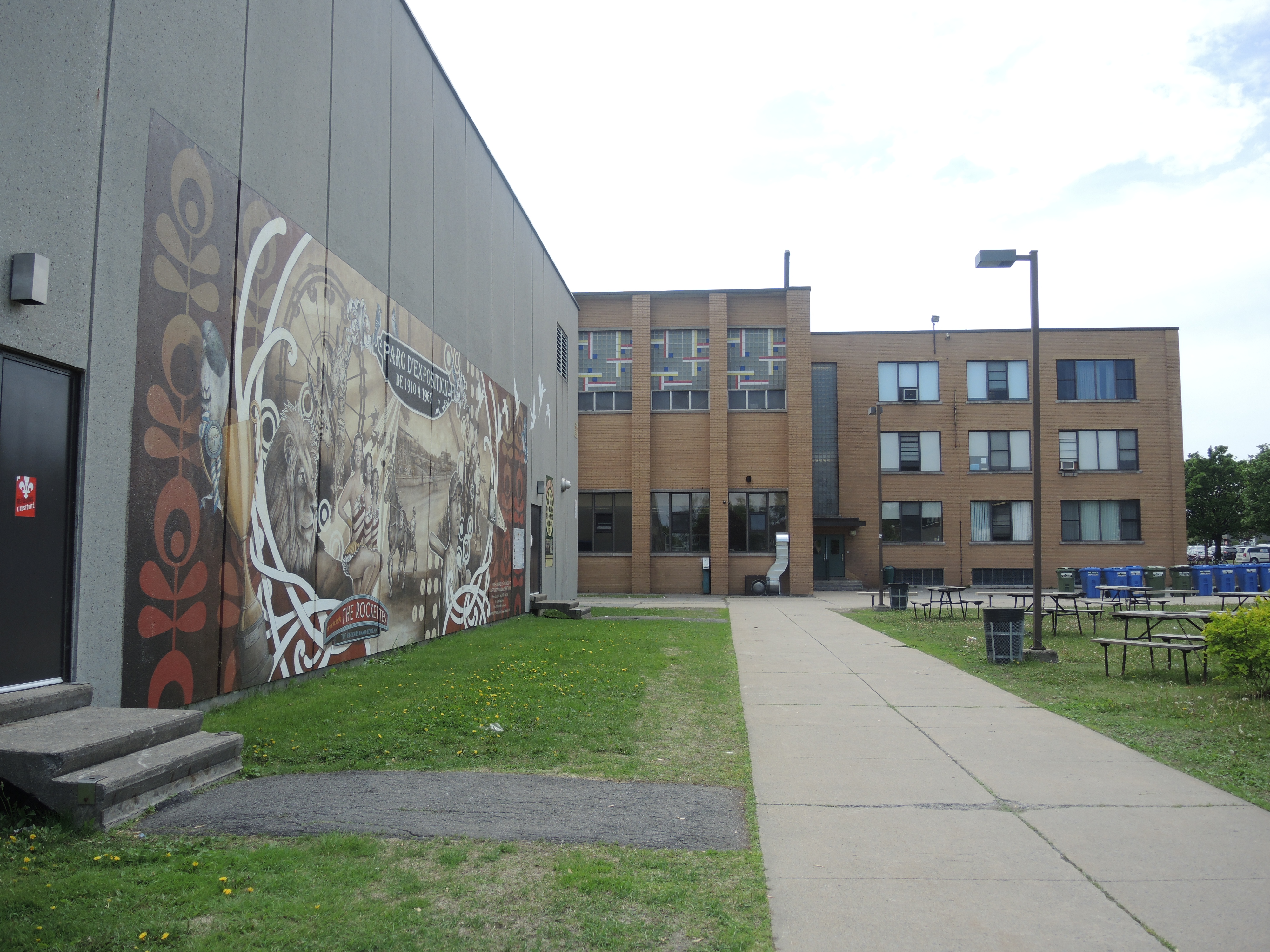 Le Syndicat de Champlain appelle à la vigilance quant aux informations sur un possible retour en classe